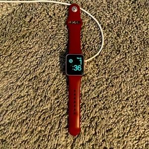 Apple Watch Series 2- 38mm Rose Gold case